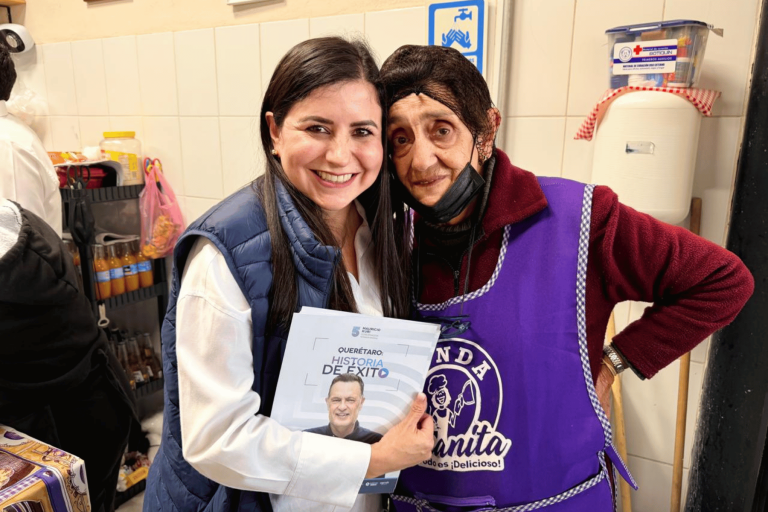Leonor Mejía participa en jornada del Kuri Bus en Amealco