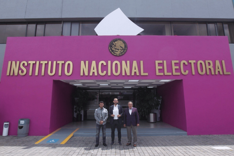 Movimiento Ciudadano denuncia a Morena ante el INE por actos anticipados rumbo a 2027