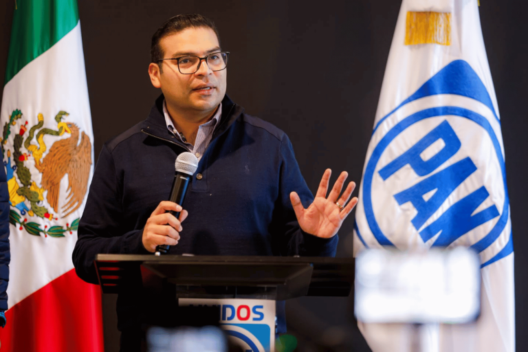 PAN Querétaro se deslinda de lonas contra Rubén Rocha Moya y Morena