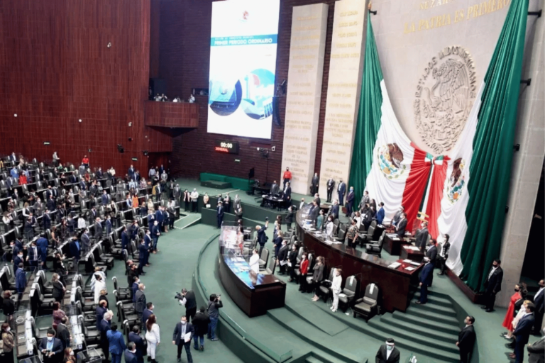 Paquete Económico 2027 plantea trazabilidad del IEPS para combatir el “huachicol”
