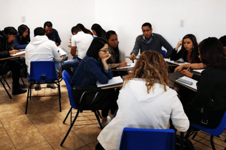 Querétaro eliminará examen de ingreso a preparatorias en 2027