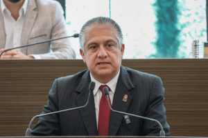 Sinuhé Piedragil plantea ampliar glosa del Quinto Informe en la Legislatura
