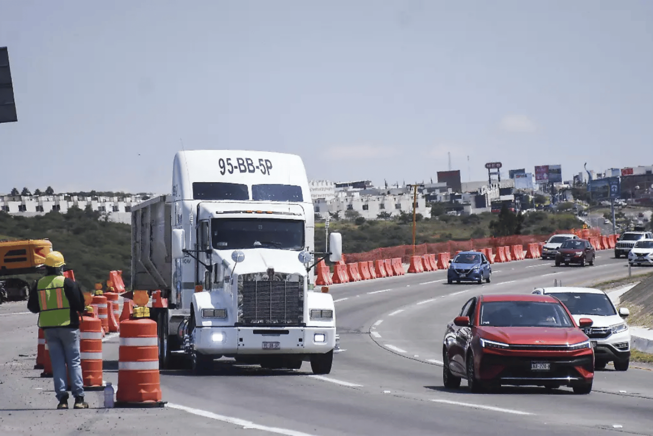 Concluyen obras en la Carretera 57 en Cuesta China; reabrirán cuatro carriles el 15 de octubre