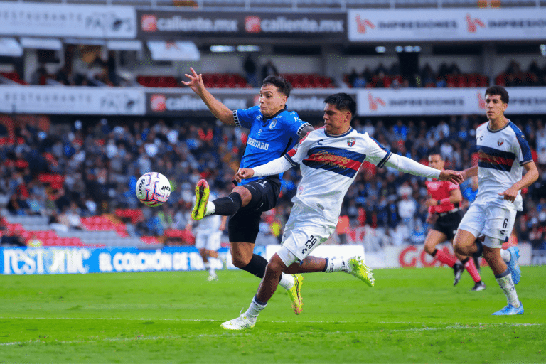 Gallos Blancos vence 2-0 al Atlante y se acerca al liderato del Apertura 2026