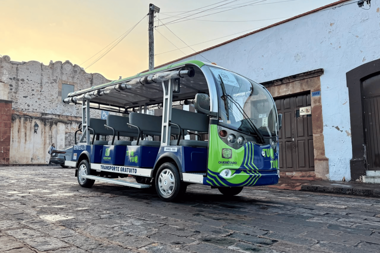 Transporte eléctrico gratuito suma 35 mil 600 ascensos en Eqrobus del Centro Histórico